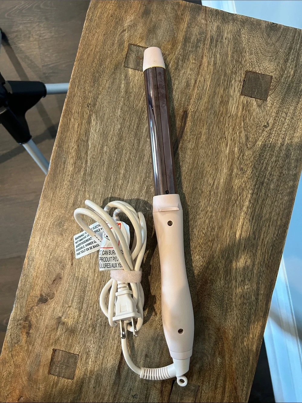 Lange White and Rose Gold Curling Wand- get ready for beautiful curls!